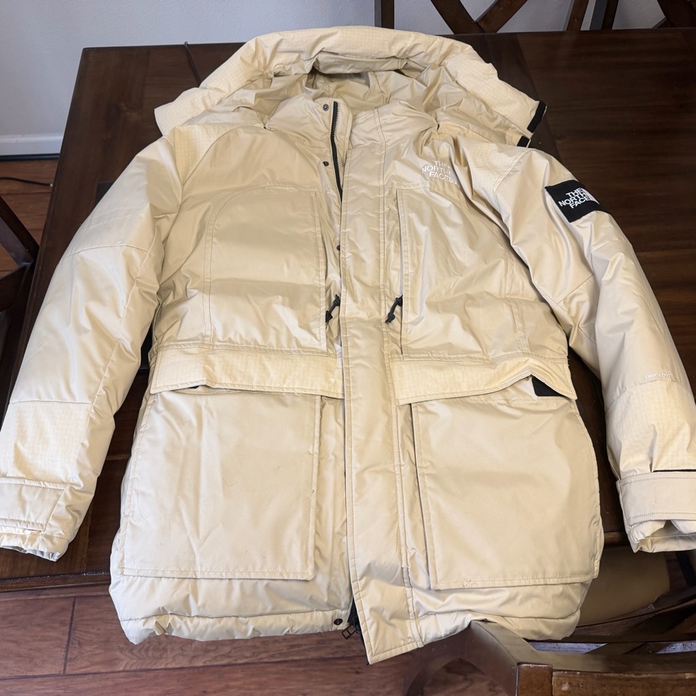 Unisex the north face parka cream size small the north face jacket warm dryvent